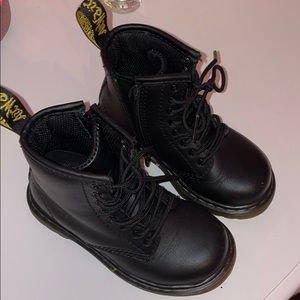 Doc martens toddler size 8